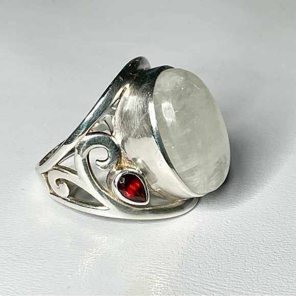 Sterling Silver Moonstone Garnet Ring SZ 9 - Picture 2 of 6